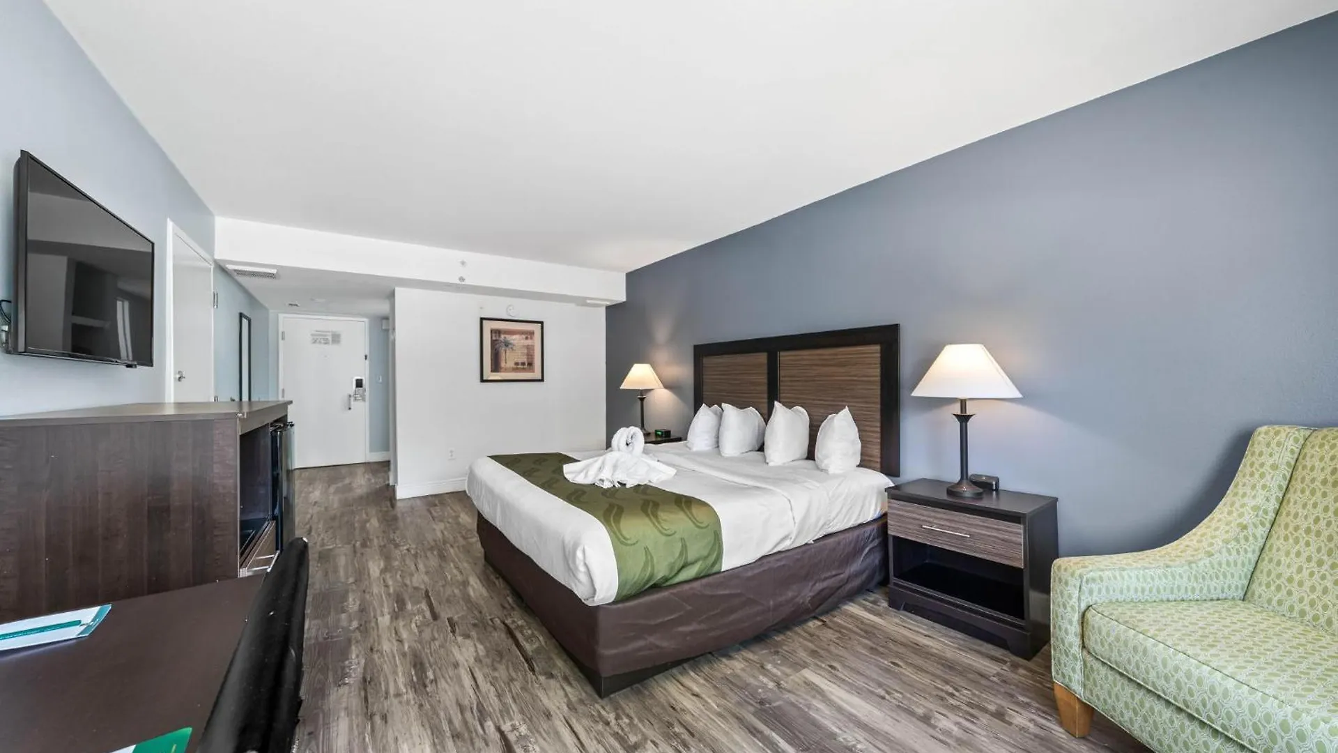 Quality Inn & Suites Tampa-Ybor City Hotel