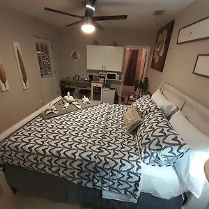 Luxurious Cozy Studio. Apartamento
